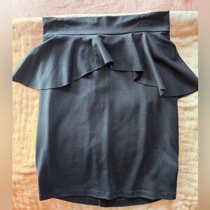 Bebe Black Peplum mini Skirt bodycon size 2 black